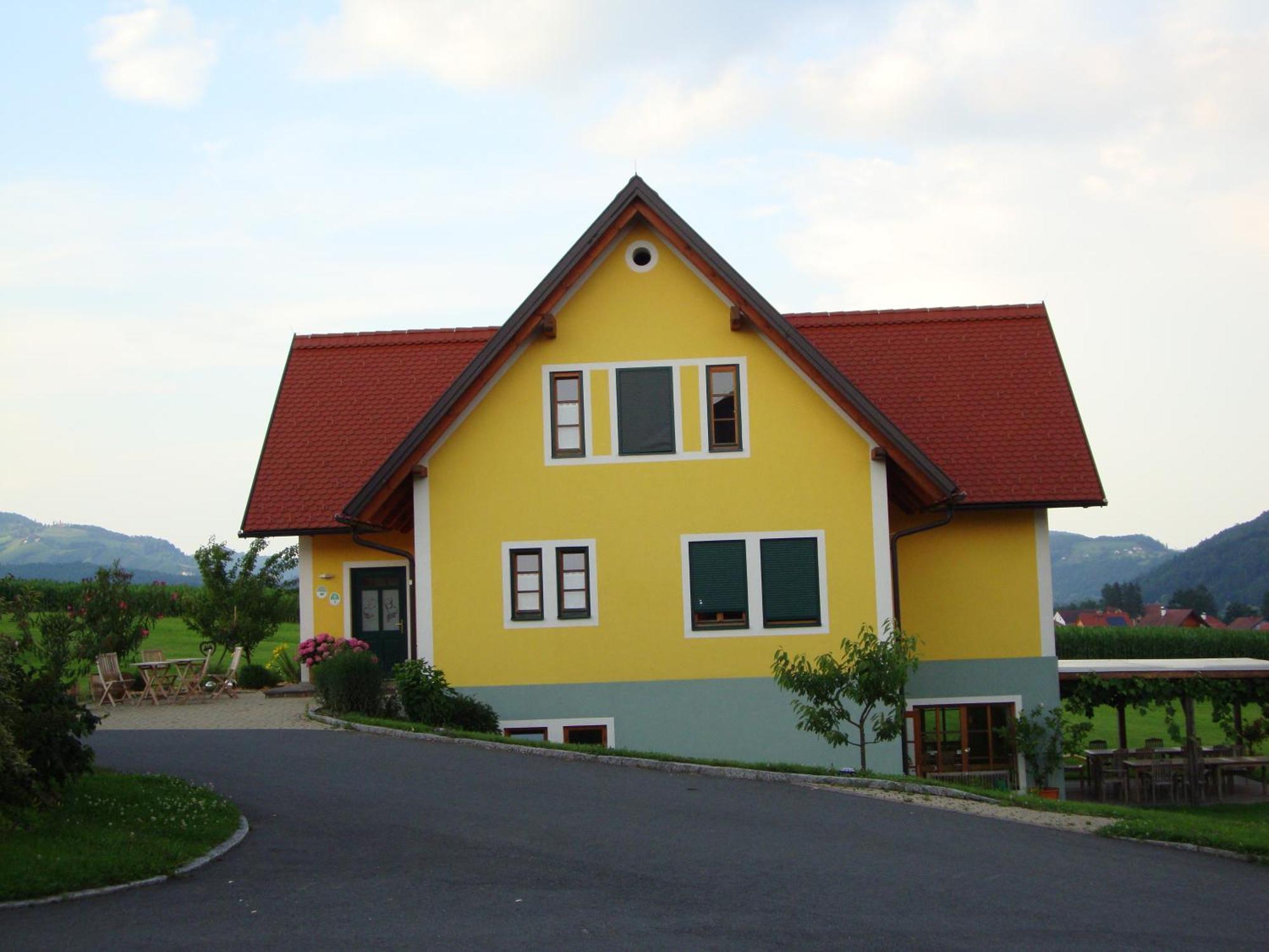 Weingut Winzerhof Gaestezimmer Grebenz Grossklein Luaran gambar